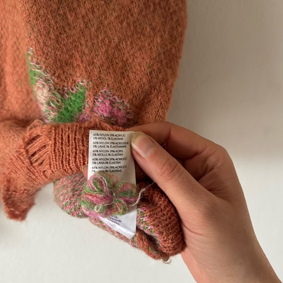 Anthropologie Floral Distressed Drop Shoulder V-Neck Sweater size extra large - Picture 10 of 14